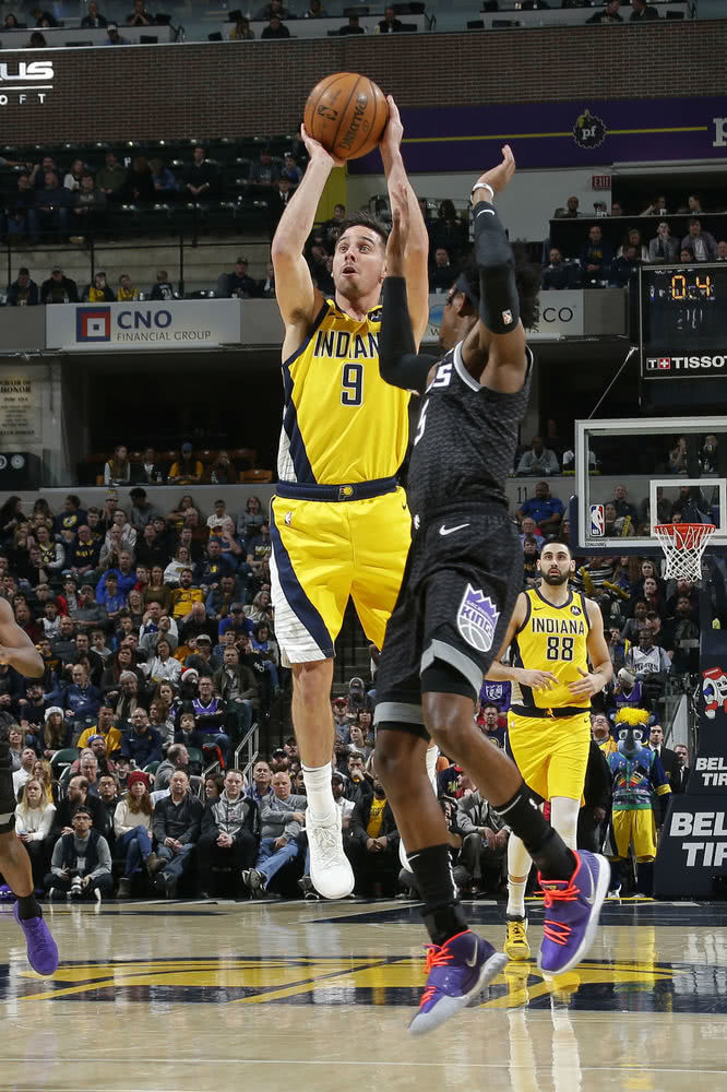 比斯利将来到尼克斯？这位湖人前锋更适合哪支球队？